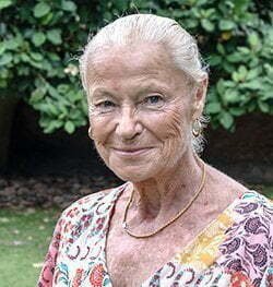 250 x 263 Maureen Toft crop 1