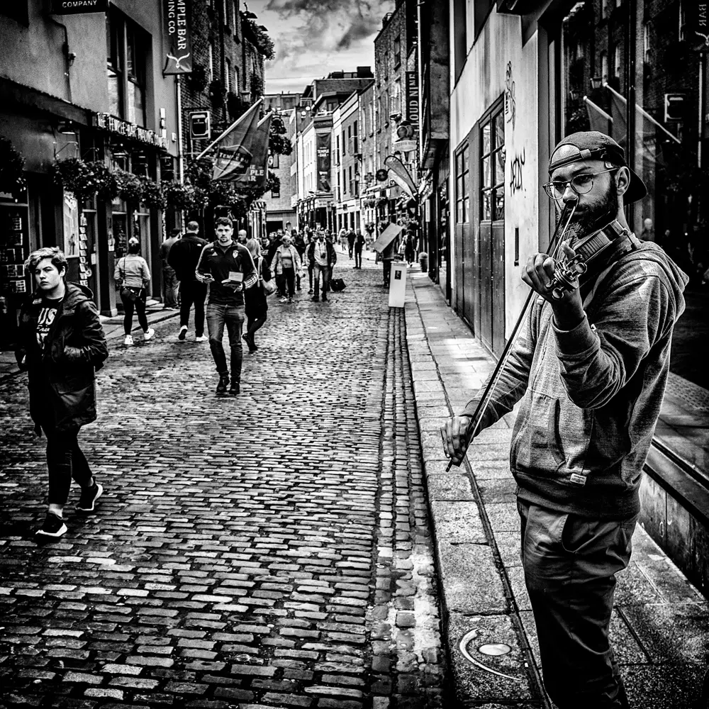 Violin in Temple Bar